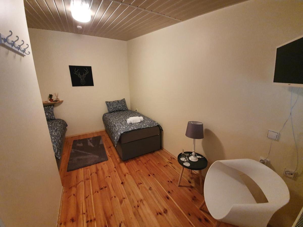シャウレイ Pusele Bed & Breakfast エクステリア 写真